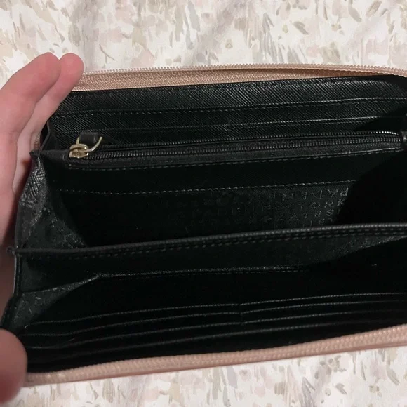 ROSE GOLD KATE SPADE ♠️ WALLET - Picture 3 of 6